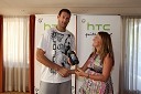 Goran Jagodnik, košarkar in Mateja Kozjek, direktorica HTC Slovenija