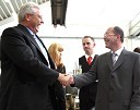 Dietrich-Wolf Schulz in dr. Dušan Mežnar, direktor Tovarne vozil Maribor d.o.o.