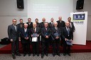 Mag. Črtomir Remec, predsednik Inženirske zbornice Slovenije (IZS) in nagrajenci Inženirske zbornice Slovenije