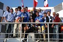 Evropski prvaki Italijani, drugi z desne Vincenzo Massi, predsednik UEM (Evropska motociklistična zveza)