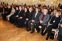 Boštjan Lajovic, svetovalec za odnose z javnostmi  Predsednika republike RS, Mojca Seliškar Toš, vodja kabineta Predsednika republike RS, Suzana Rebolj, prof. dr. Danijel Rebolj, rektor Univerze v Mariboru,  dr. Danilo Türk, predsednik RS, prof. dr. Samo Fošnarič, dekan Pedagoške fakultete UM, prof. Oto Rimele, prorektor Univerze v Mariboru, Tomaž Kancler, podžupan MOM, Tone Partljič, častni govornik in  prof. dr. Majda Pšunder, Pedagoška fakulteta UM

