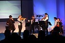 Hamo, pevec in Escape string quartet