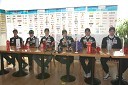 Slovenski smučarski skakalci: Peter Prevc, 	Dejan Judež, 	Jurij Tepeš, 	Robert Kranjec, Jernej Damjan in Jure Šinkovec