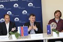 Prof. dr. Mario Lešnik, dekan Fakultete za kmetijstvo in biosistemske vede, prof. dr. Danijel Rebolj, rektor Univerze v Mariboru, Filip Flisar, smučar prostega sloga