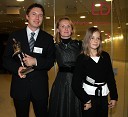 Stane Plaskan, direktor podjetja Dat-Con - dobitnik priznanja Zlata Gazela 2006, Breda, njegova žena in Sara, hčerka
