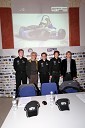 Primož Gorenšek, dr. Jože Flašker, profesor na Fakulteti za strojništvo, Dino Florjančič, študent FS MB in vodja projekta Formula Student, Kristjan Tomaš, Primož Bučar, generalni sponzor