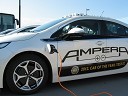 Opel Ampera se polni preko klasične vtičnice, podaljšek - razdelilec je v standardni opremi