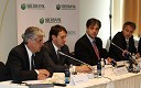 	Friedhem Boschert, predsednik uprave Volksbank International, Nikolay Kuznetsov, vodja mednarodnega poslovanja Sberbank, Valentin Mihov, direktor za strategijo in korporativni razvoj Sberbank, Gašpar Ogris Martič, predsednik uprave Volksbank Slovenija