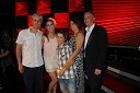 Demetra Malalan, zmagovalka šova X factor s staršema in bratom ter Damjan Damjanovič, član žirije