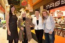 Doris Antolič, voditeljica, Sonja Bercko, Meta Ahačič, vodja nakupovalnega centra Qlandia Kranj in Sonja Rigler