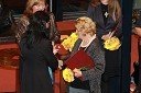 Patricia Čular, državna sekretarka na Ministrstvu za delo, družino in socialne zadeve ter Pavlina Hrovat, prejemnica nagrade Izjemna osebnost leta 2012
