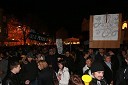 Protesti na Trgu Svobode v Mariboru