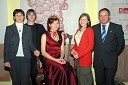 mama Danica Benčina, brat Marko Benčina, Maja Benčina, Vinska kraljica Slovenije 2007, sestra Darja Benčina in oče Dušan Benčina