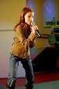 Neža Šporer, najmlajša tekmovalka mladi pevski talent