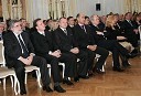 Dušan Kumer, poslanec SD, Bojan Šrot, župan občine Celje, Franc Kangler, mariborski župan, Janez Janša, predsednik Vlade Republike Slovenije, Milan Predan - Pipi, direktor ČZP Večer in njegova žena Darka Zvonar Predan