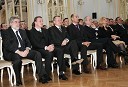 Dušan Kumer, poslanec SD, Bojan Šrot, župan občine Celje, Franc Kangler, mariborski župan, Janez Janša, predsednik Vlade Republike Slovenije, Milan Predan - Pipi, direktor ČZP Večer in njegova žena Darka Zvonar Predan