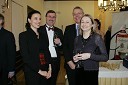 Mario Nobilo, hrvaški ambasador z ženo Marijano ter britanski veleposlanik Tim Simmons z ženo Caroline