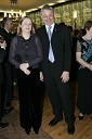 Britanski veleposlanik Tim Simmons z ženo Caroline