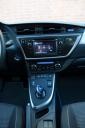 Toyota Auris Hybrid 1.8 VVT-i Sol, notranjost