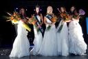 Amanda Alukič Kuburaš, 2. spremljevalka Miss turizma; Sandra Skutnik, 
Miss turizma 2013; Urška Novak, 1. spremljevalka Miss turizma; Eva Plešnar, Miss Oriflame; Klavdija Makuc, Miss radia Zeleni val