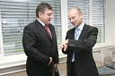 Janez Božič, minister za promet in Tomasz Kulakowski, direktor marketinga Ryanair za Srednjo Evropo