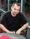 Dejan Vedlin, moderator na Radiu City, nominiran za Viktorja za radijsko osebnost