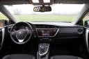Toyota Auris Touring Sports Hybrid 1.8 VVT-i Sol, notranjost