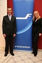 Jani Peuhkurien, vodja prodaje komercialnega oddelka Finnair in Senja Larsen, direktorica komuniciranja Finnair