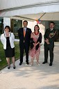 Therese Groffen, soproga nizozemskega veleposlanika, Tony Agotha, namestnik nizozemskega veleposlanika z ženo Saskio in Jochan Wagner, vojaški ataše v Haagu