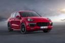 Cayenne in Cayenne GTS bosta svetovno premiero doživela 19. novembra na avtomobilskem salonu Los Angeles Auto Show 2014. Prodaja obeh modelov bo v Nemčiji stekla konec februarja 2015. Cena osnovnega modela Cayenne bo znašala 65.427 evrov, cena Cayenna GTS pa 98.152 evrov (obe ceni vključujeta DDV in deželno opremo).