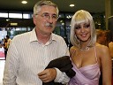 Petar Radović, urednik razvedrilnega programa na TV Slovenija in Sanja Grohar, miss Slovenije 2005