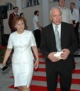 Andrej Bručan, minister za zdravstvo z ženo