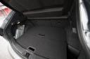 Nissan Qashqai 1.6 dCi 360°, prtljažnik ima dvojno dno in predale ob strani za drobnarije