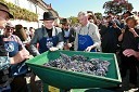 Franc Kangler, mariborski župan, Alojz Jenuš - Slavek, outar in brač iz Malečnika in mag. Tone Zafošnik, mestni viničar