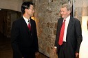 Fuyan Wang, kitajski ambasador in dr. Hans-Joachim Goetz, nemški veleposlanik v Sloveniji