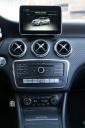 Mercedes-Benz A 200d 4Matic, štrleč ekran ne moti zaradi primerne velikosti