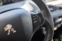 Peugeot 208 Allure 1.2 PureTech 110 EAT6 Stop&Start, multifunkcijski volan