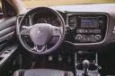 Mitsubishi Outlander 2.2 DI-D 4WD Intense+, notranjost