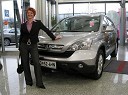 Nada Turk, dobitnica Jeklenega zapeljivca leta 2007 Honde CR-V