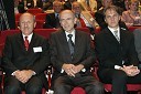 Branko Pavlin, predsednik uprave časopisne družbe Dnevnik, Janez Drnovšek, predsednik republike Slovenije in Robert Mulej, vodja projekta Gazela