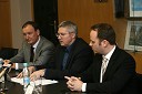 Frenk Tavčar, direktor programa Audi pri Porsche Slovenija, Anton Štihec, župan Murske Sobote in Wout Van Parys, področni vodja prodaje za Slovenijo in Avstrijo