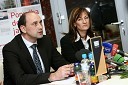 Matjaž Kovačič, predsednik uprave Nove KBM in Manja Skernišak, članica uprave Nove KBM