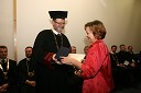 Dr. Ivan Rozman, rektor Univerze v Mariboru in Dragica Rošer, dobitnica Bronastega ključa UM za leto 2007