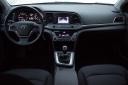 Hyundai Elantra 1.6 Style, oblikovno všečna notranjost