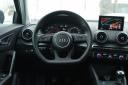 Audi Q2 Sport 1.6 TDI, spodaj sploščen volan deluje športno
