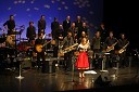 Big Band RTV Slovenija in Eva Hren, pevka