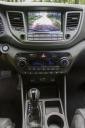 Hyundai Tucson 1.7 CRDi HP 7DCT 2WD Impression, osrednja konzola z 8-palčnim zaslonom