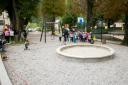 Otroci Triglava se igrajo v Parku na Prejnuti