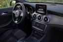 Mercdes-Benz GLA 220D 4Matic, notranjost