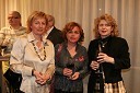 Rosvita Pesek, novinarka, Sonči Nered Čebašek, glavna urednica revij Nova, Lea in Lisa in Jasmin Petan Malahovsky, hčerka Žarka Petana